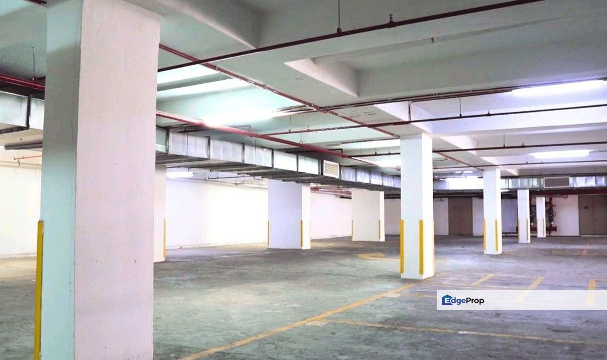 9 Storey Building at Prime Location Subang Jaya, Selangor, Subang Jaya