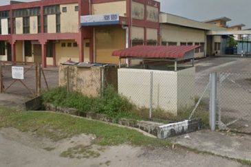 Semi D Factory Kawasan Perindustrian, Kemaman Terengganu For Rent or Sale