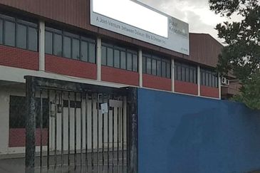 Semi D Factory Kawasan Perindustrian Kemaman Terengganu