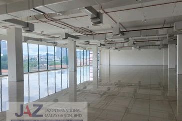 8 Storey Commercial Building Jalan Loke Yew, Kuala Lumpur For Sale