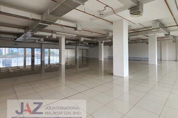 8 Storey Commercial Building Jalan Loke Yew, Kuala Lumpur For Sale
