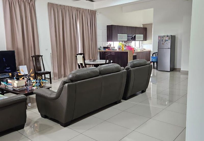 Lucent Residence @ twentyfive.7