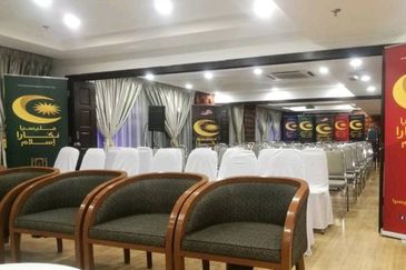 Converted Commercial Building Into a 3 Star Boutique Hotel Seksyen 20, Shah Alam For Sale