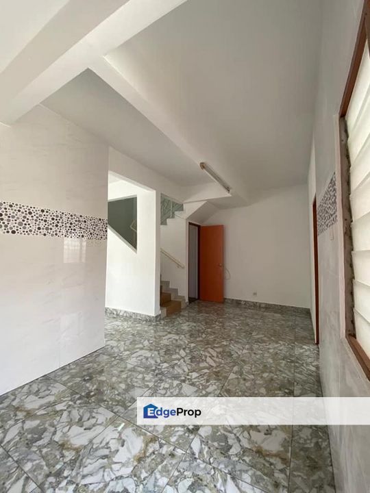 Refurbished Unit 2 Storey Terrace Seksyen 3, Taman Kajang Utama, Kajang, Selangor, Kajang