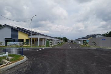 Taman Jenjarom Permai