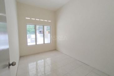 Taman Jenjarom Permai