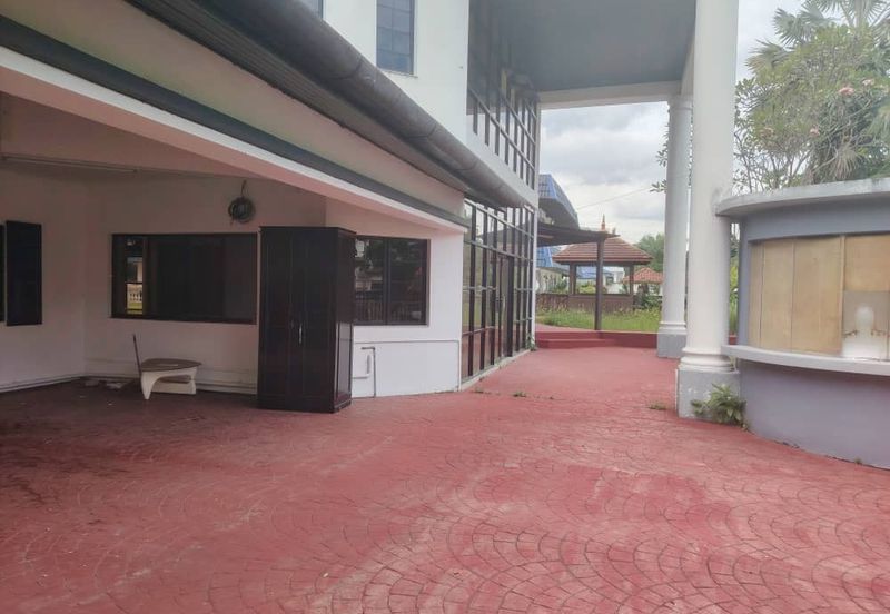 Beautiful Bungalow House With Pool Titiwangsa, Kuala Lumpur For Rent