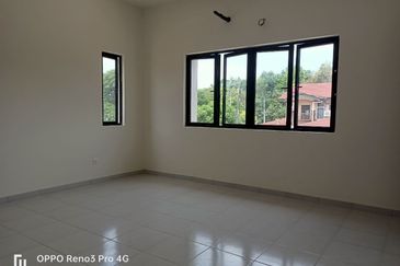 Freehold Brand New 2 Storey Terrace Jalan Pasar Malam, Meru For Sale