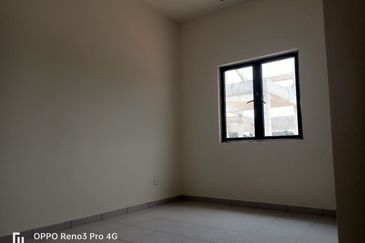 Freehold Brand New 2 Storey Terrace Jalan Pasar Malam, Meru For Sale