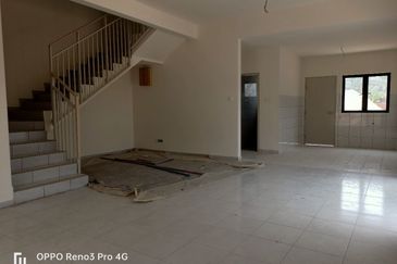 Freehold Brand New 2 Storey Terrace Jalan Pasar Malam, Meru For Sale