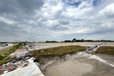 Hamilton Industrial Land Mukim Setul, Seremban, Negeri Sembilan