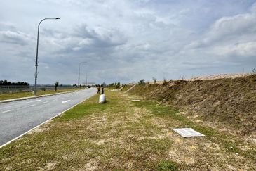 Hamilton Industrial Land Mukim Setul, Seremban, Negeri Sembilan