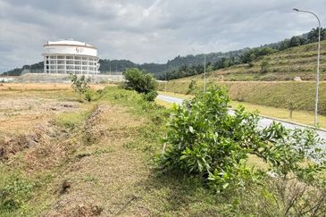Hamilton Industrial Land Mukim Setul, Seremban, Negeri Sembilan