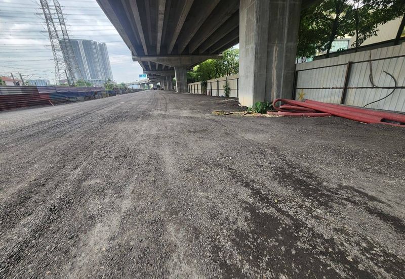 Two acres of commercial land under DUKE highway Segambut for Rent