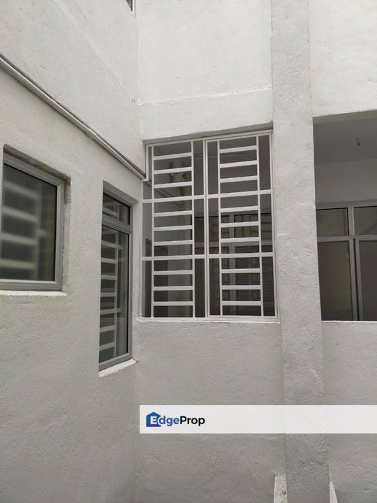 Full Loan Free Guaman SPA Pangsapuri Cempaka Salak Tinggi, Selangor, Sepang