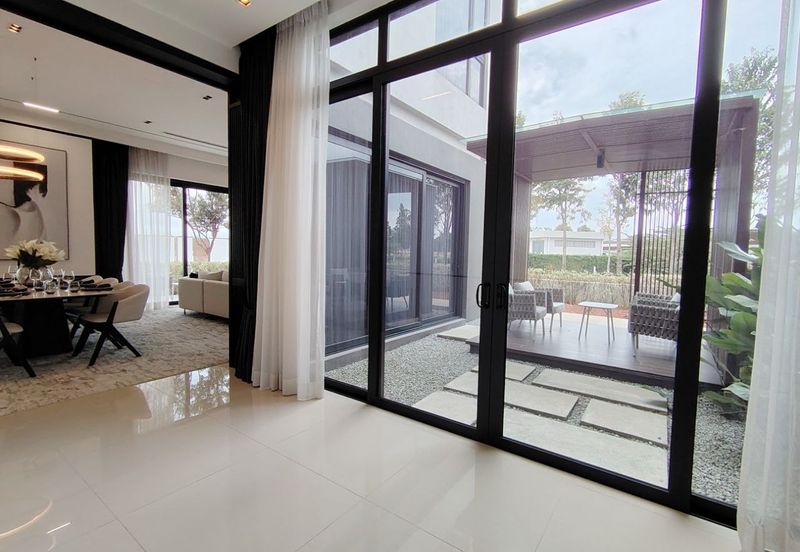 Exclusive Brand New 2 Storey Waterfront Bungalow Cyber 10, Cyberjaya