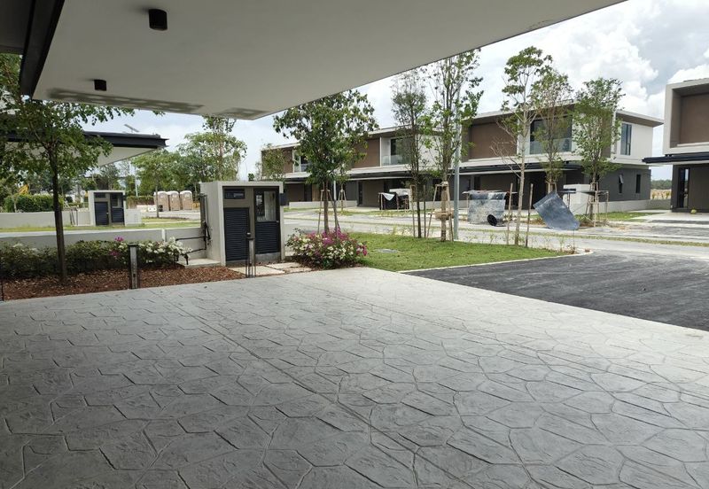 Exclusive Brand New 2 Storey Waterfront Bungalow Cyber 10, Cyberjaya