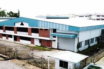 Semi D Warehouse Factory Sama Jaya Industrial Park, Kuching For Sale