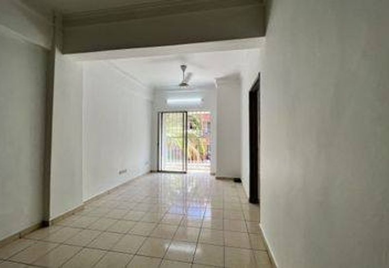 Pangsapuri Permata Merah (Red Ruby), Taman Universiti Indah