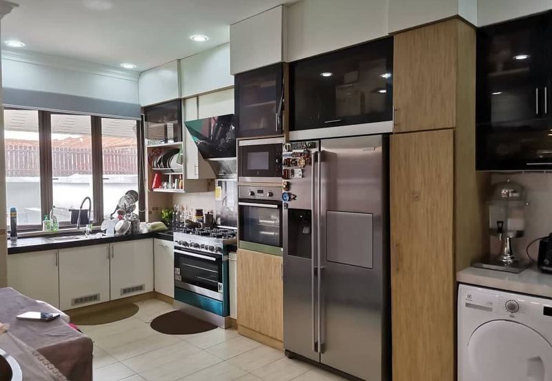 Big Land 2 Storey Semi D Divina Residence, Seksyen 24, Shah Alam