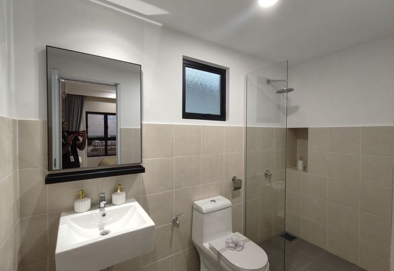 Brand New Cheapest Freehold Service Residence in Kota Warisan, Sepang