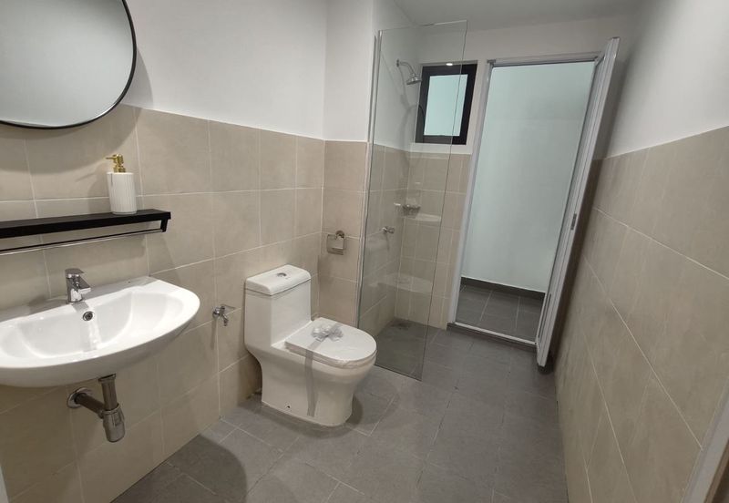 Brand New Cheapest Freehold Service Residence in Kota Warisan, Sepang