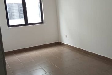 Brand New Freehold Walk Up Apartment 28 Residences, Taman Orchid, Bandar Baru Salak Tinggi