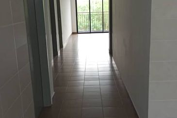 Brand New Freehold Walk Up Apartment 28 Residences, Taman Orchid, Bandar Baru Salak Tinggi