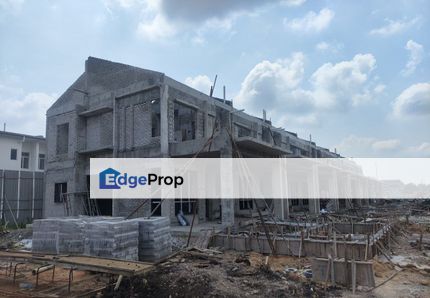 Rumah Teres 2 Tingkat Kediaman Keluarga Jalan Kebun, Seksyen 30 Shah Alam, Selangor, Shah Alam