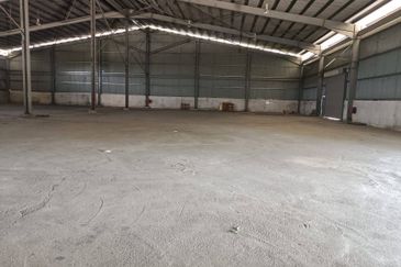 Strategic Industrial Land with Ready Warehouse Teluk Kalong, Kemaman Terengganu