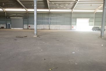 Strategic Industrial Land with Ready Warehouse Teluk Kalong, Kemaman Terengganu