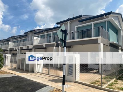 Brand New Spacious Double Storey Terrace In Taman Semarang Intan, Dengkil, Selangor, Dengkil