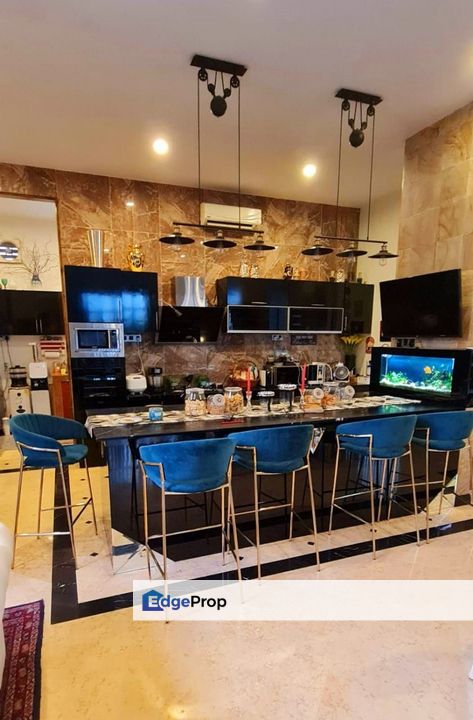 Corner Lot Resort Home Bungalow Living Redefine in Seremban For Sale, Negeri Sembilan, Seremban