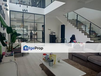 End Lot Double Storey Terrace Lakeside Residence, Bandar Metro Puchong For Sale, Selangor, Puchong