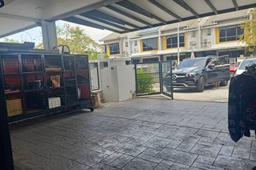 Fully Extended Double Storey Terrace House Cassira Bukit Raja, Klang For Sale