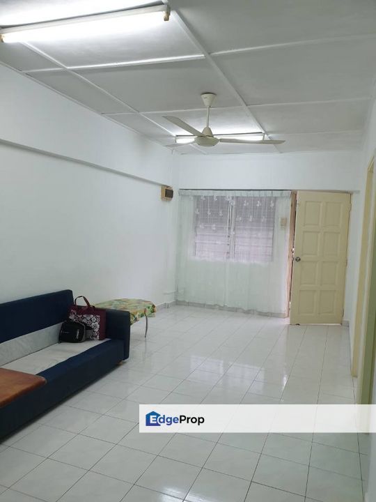 Top Floor Renovated Unit Mahkota Cheras Walk Up Flat For Sale, Selangor, Cheras