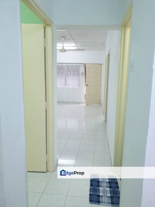Top Floor Renovated Unit Mahkota Cheras Walk Up Flat For Sale, Selangor, Cheras