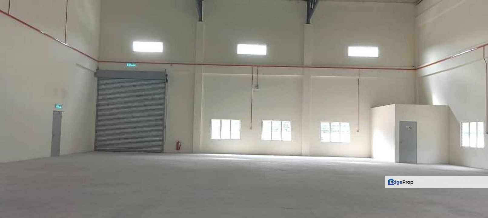 2.5 Storey Semi D Warehouse Factory Saujana Teknologi Park Rawang, Selangor, Rawang