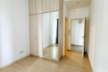 Lakeville Residences