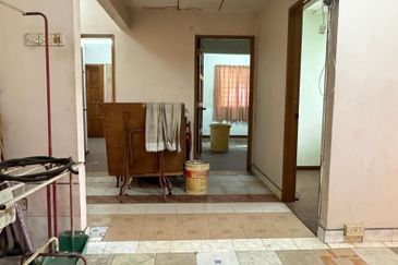 Taman Melawati Jalan B Limited 2 Storey Corner Terrace House For Sale