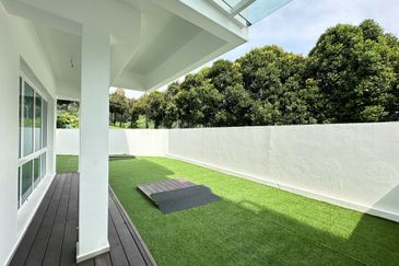 Bayu Damansara Gated Guarded Freehold Semi D For Sale