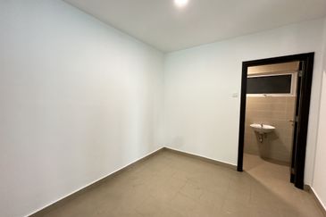 Bayu Damansara Gated Guarded Freehold Semi D For Sale