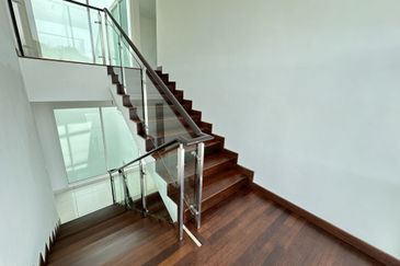 Bayu Damansara Gated Guarded Freehold Semi D For Sale