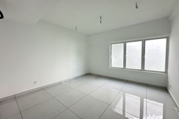 Bayu Damansara Gated Guarded Freehold Semi D For Sale