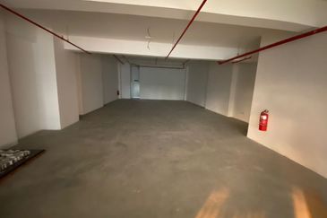 Enesta Suite Shop For Sale Intermediate unit / Jinjang Shop / Kepong Shop / Kepong Shop Retail / Pintasan Segambut shop/Enesta Shop/Suite Enesta shop