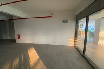 Enesta Suite Shop For Sale Intermediate unit / Jinjang Shop / Kepong Shop / Kepong Shop Retail / Pintasan Segambut shop/Enesta Shop/Suite Enesta shop