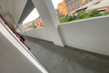 Enesta Suite Shop For Sale Intermediate unit / Jinjang Shop / Kepong Shop / Kepong Shop Retail / Pintasan Segambut shop/Enesta Shop/Suite Enesta shop