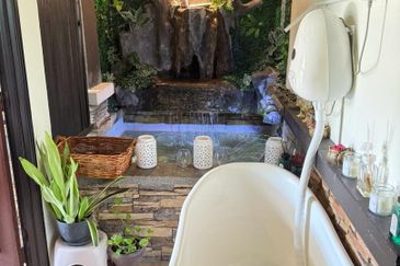 Taman Melawati 2 Storey Freehold Corner House For Sale