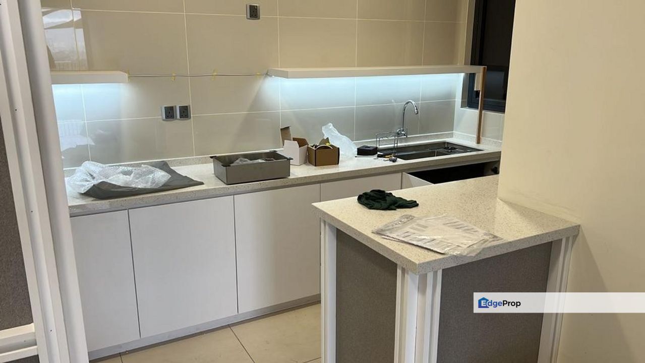 The Era Duta North Huge Unit With Garden Terrace Balcony unit For Sale / The Era Duta Condo North Kiara / Segambut Dutamas / , Kuala Lumpur, Segambut