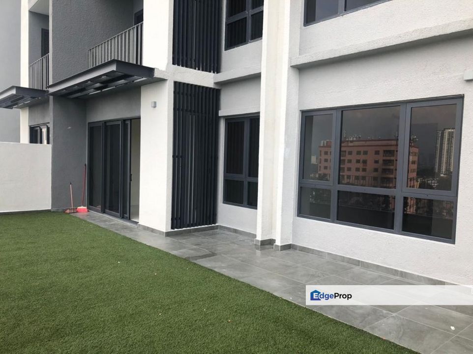 The Era Duta North Huge Unit With Garden Terrace Balcony unit For Sale / The Era Duta Condo North Kiara / Segambut Dutamas / , Kuala Lumpur, Segambut